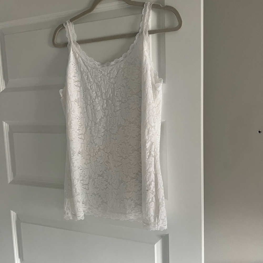Elegant White Lace Women's Top SOMA BRAND SIZE M never worn